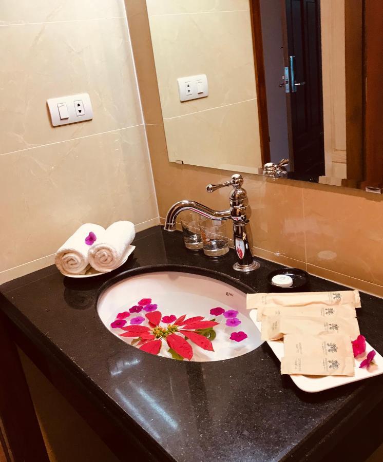 Melissa Hotel Нин Бин Екстериор снимка